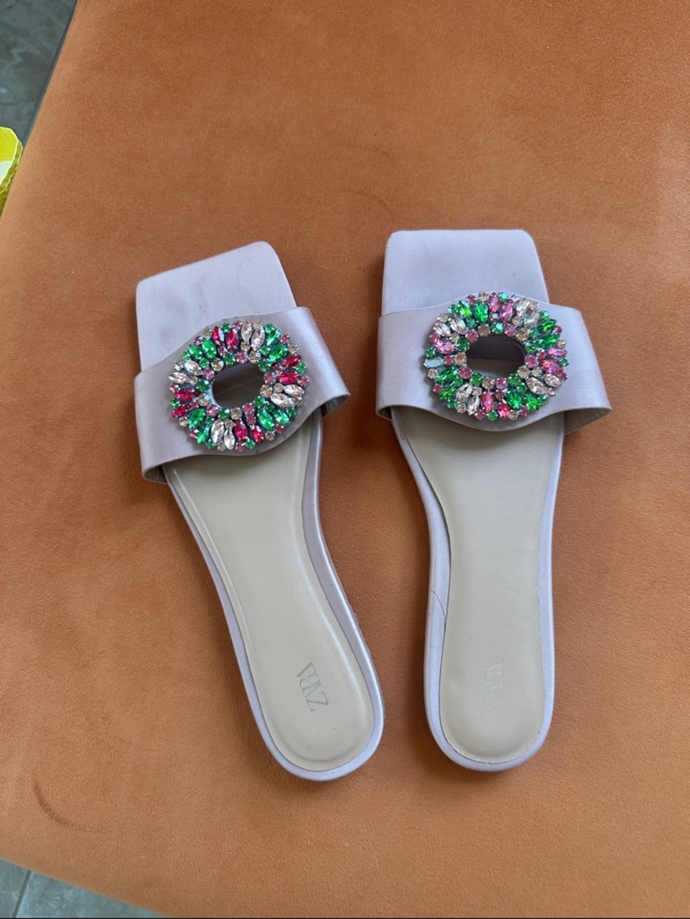 Zara sandals - Picture 2 of 2